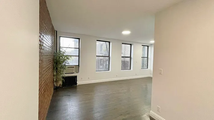 Rented by Douglas Elliman | media 13