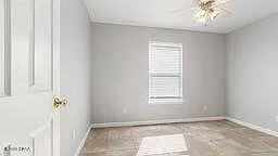8416 N Lagoon Dr — Photo 20