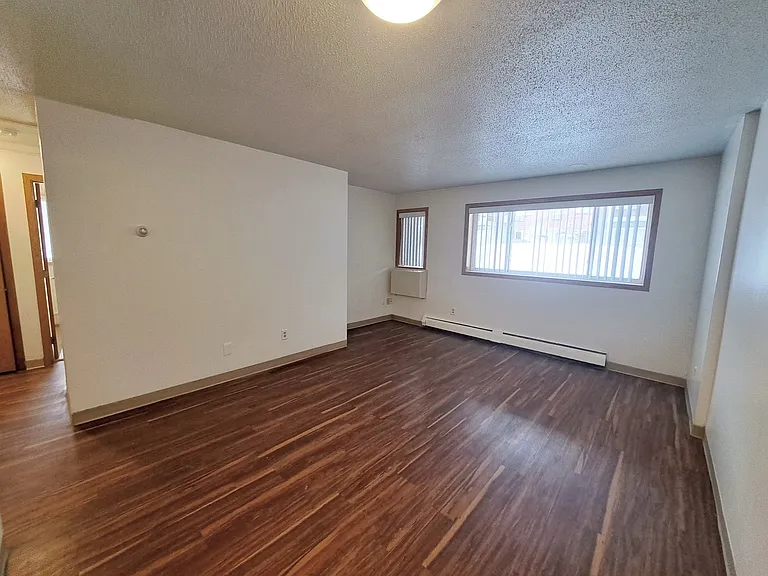 Rolling Hills Apartments — Photo 64
