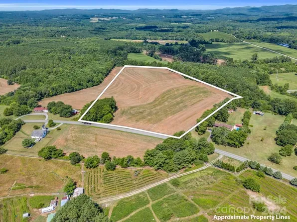 1039 Belwood Lawndale Rd, Belwood, NC 28090