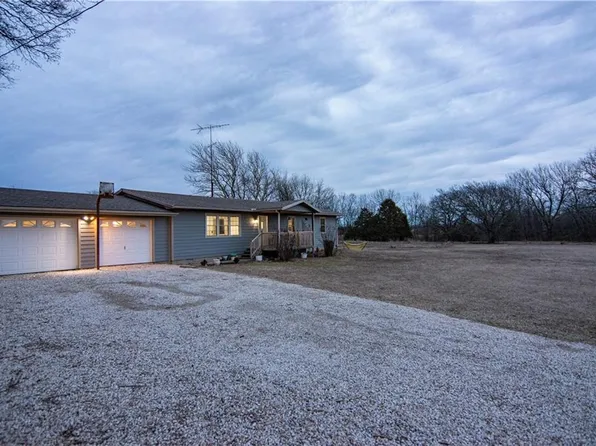 5551 County Road 2200, Coffeyville, KS 67337