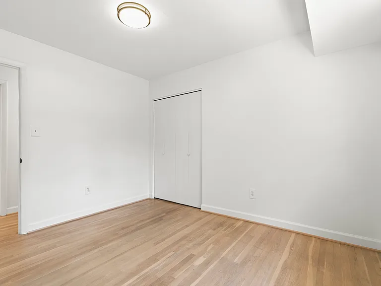 9220 Brian Dr — Photo 24