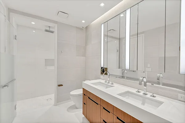 Rented by Compass | media 23