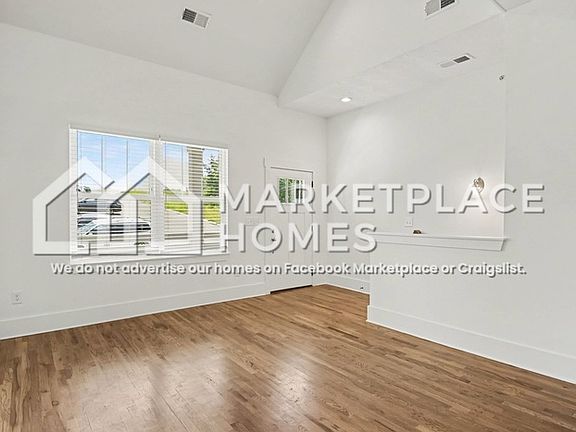 4th image of 211 Briar Rd