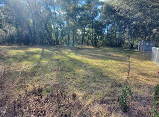 235 HAYES Drive, Interlachen, FL 32148
