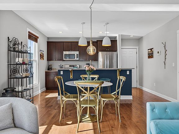 4th image of 135 Congress Street #1