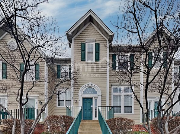 2409 Courtyard Cir Unit 2