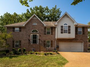 110 Redbud Dr, Hendersonville, TN 37075
