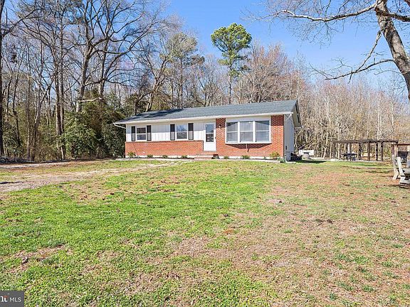 2nd image of 27320 Chipmans Ln