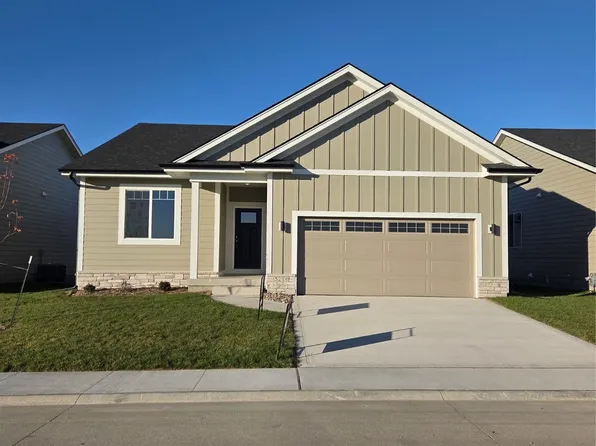 3216 NE Fawn Ln, Ankeny, IA 50021