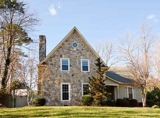 3209 Greenhollow Dr, Greensboro, NC 27410
