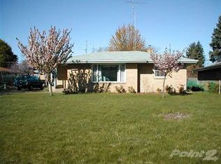 1804 Smyers Dr, Benton Harbor, MI 49022