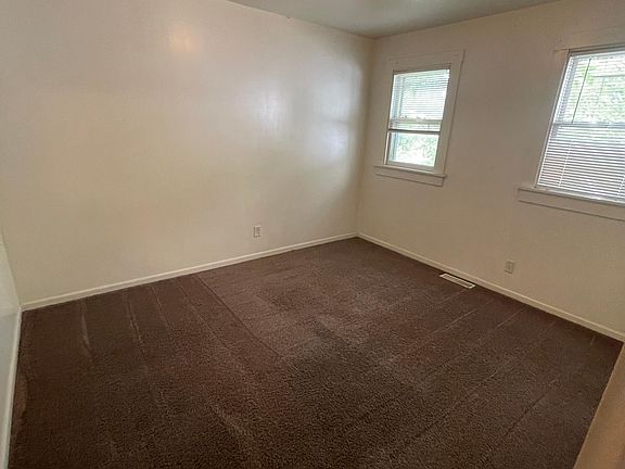 4th image of 1411 E Samuel Ave