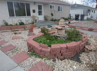 216 McFarland Ave, Cheyenne, WY 82007