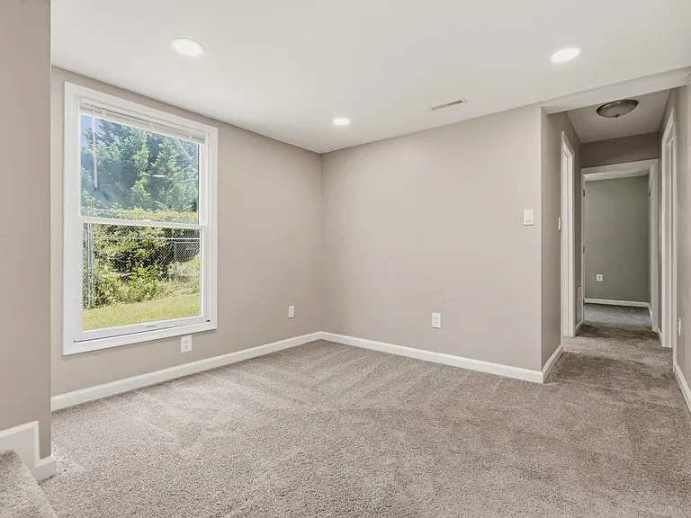 8304 Dangerfield Pl — Photo 34