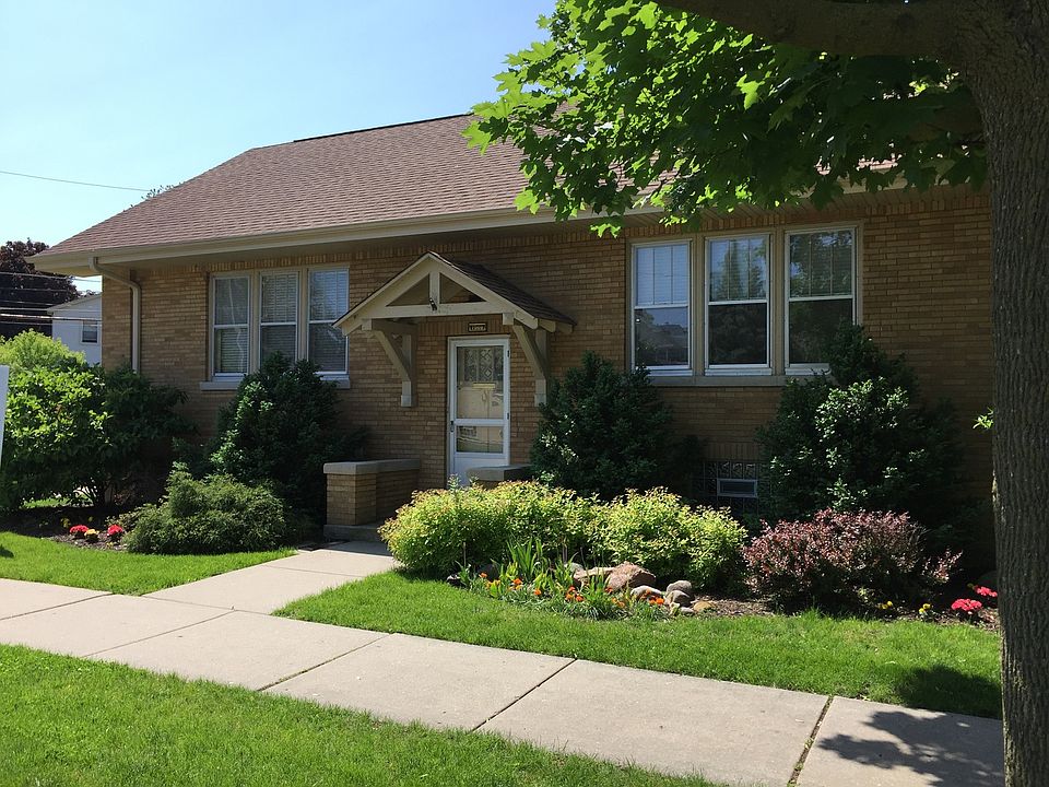 1st image of 7509 W Pratt Ave