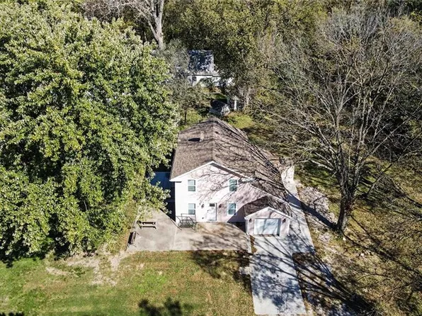 190 4th St, Holt, MO 64048