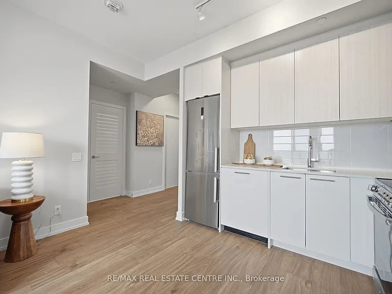 215 Veterans Dr #901 — Photo 13