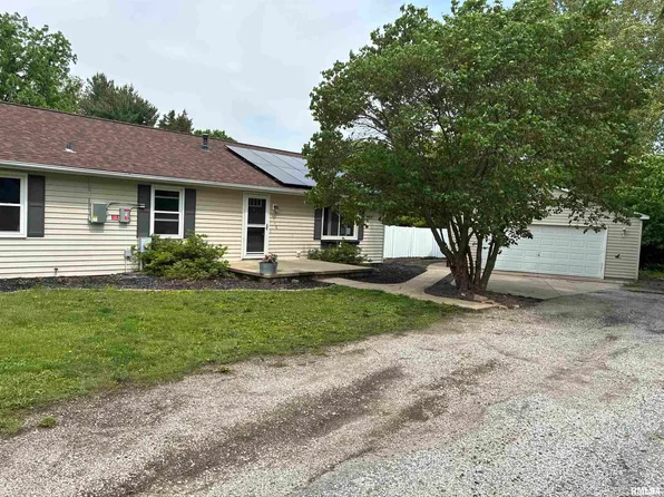 6148 Main St, Pleasant Plains, IL 62677