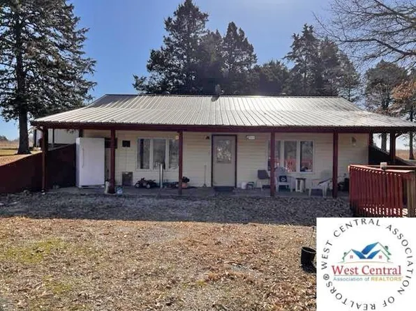 1182 SE 100th Rd, Clinton, MO 64735