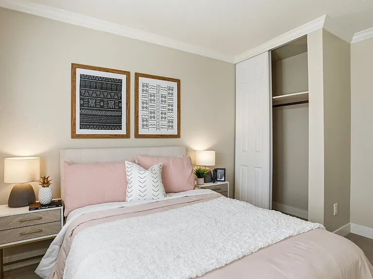 540 Groth Pl — Photo 17