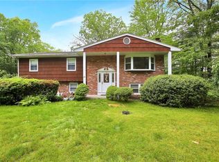 55 Greenridge Way, Spring Valley, NY 10977