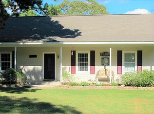 220 Willowick Ln, Livingston, TX 77351