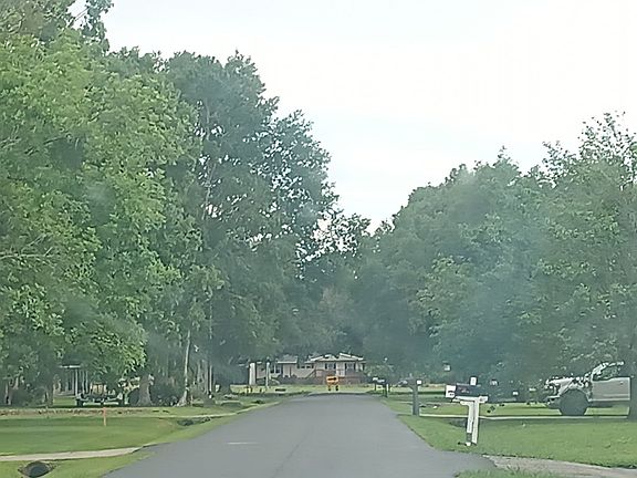 5th image of 14500 Brenda Dr