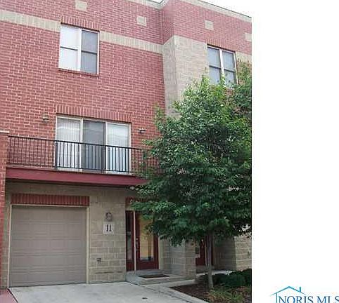 2nd image of 145 S Saint Clair Unit 11