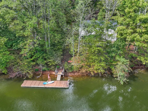 1260 Big Oak Ln, Wirtz, VA 24184