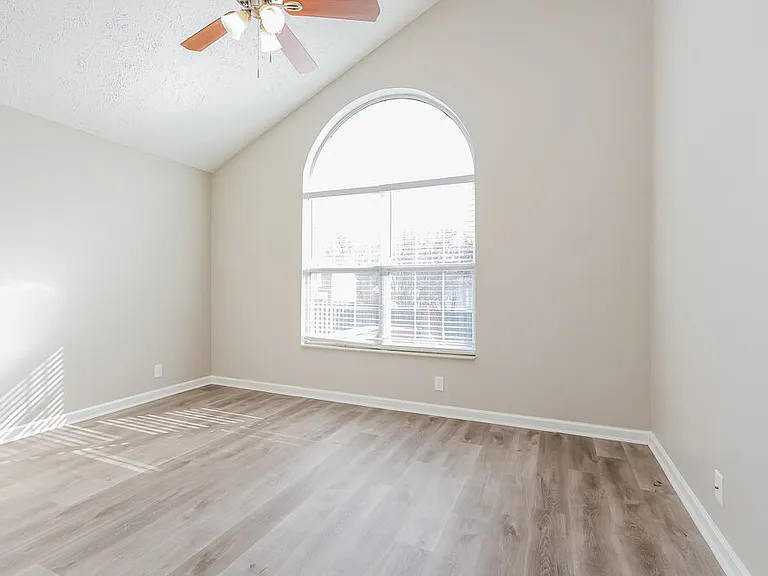 3521 Glenfalls Dr — Photo 12
