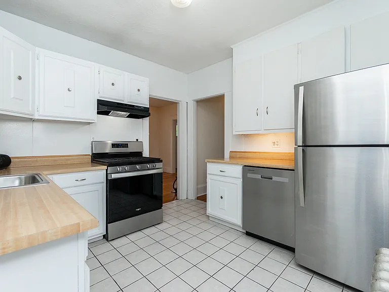 6 Putnam St #6 — Photo 11