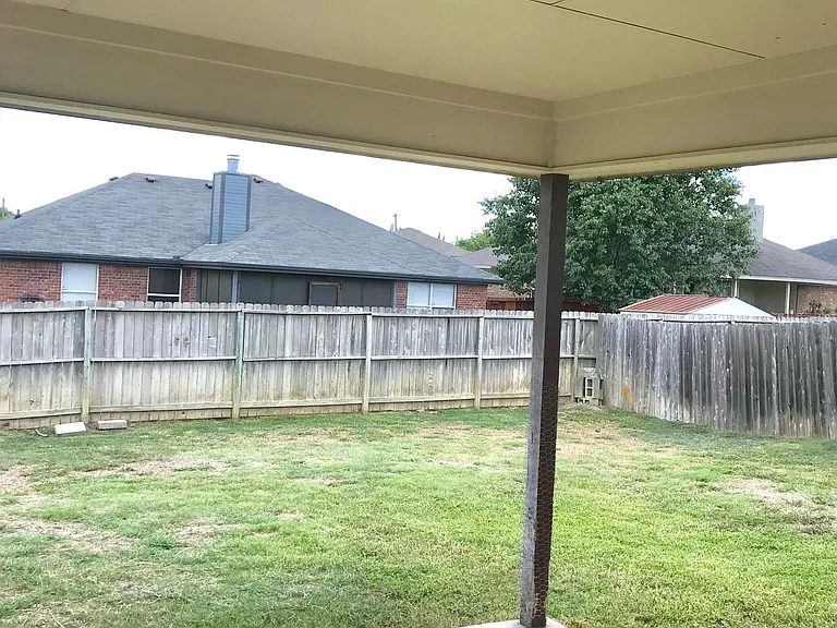 5004 Morning Star Ln — Photo 3