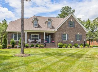4801 Queen Carolyn Ln, Mechanicsville, VA 23116