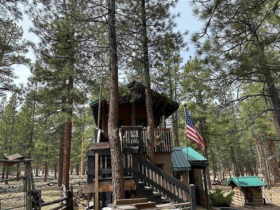 1st image of 687-450 Magnolia Way