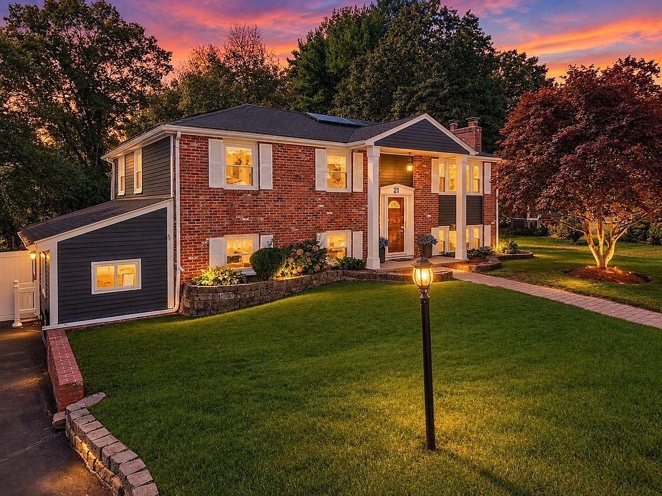 1st image of 21 Puddingstone Ln