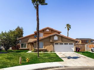 16702 Canoe Cv, Moreno Valley, CA 92551