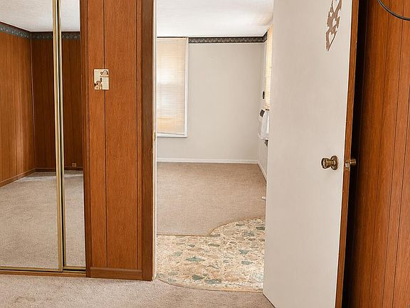 4th image of 544 Prospect Ave