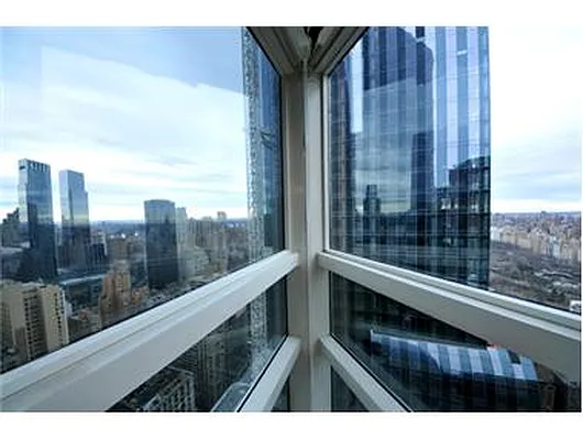 Sold by Douglas Elliman | media 20