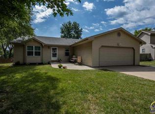 6305 SW 28th St, Topeka, KS 66614