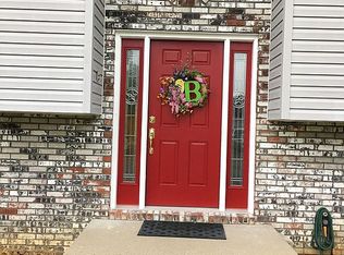 1114 Tara Way, Lawrenceburg, KY 40342