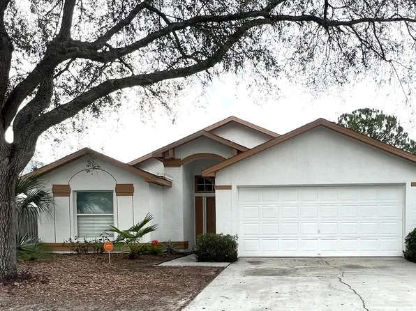 1750 Kettler Dr, Lutz, FL 33559