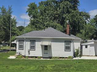 1025 Hammond Ave, Waterloo, IA 50702