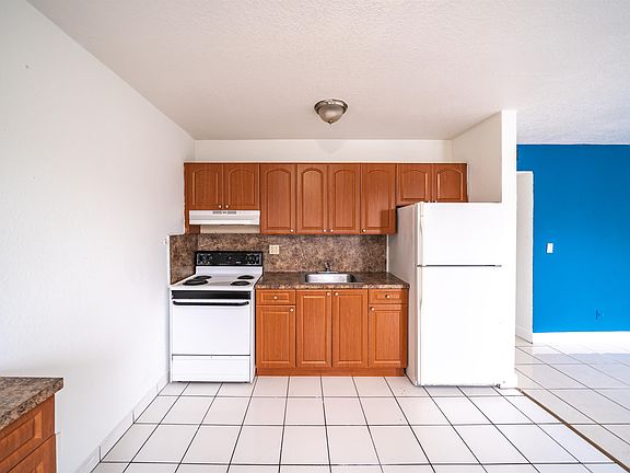2nd image of 3760 SW 61st Ave #10880094