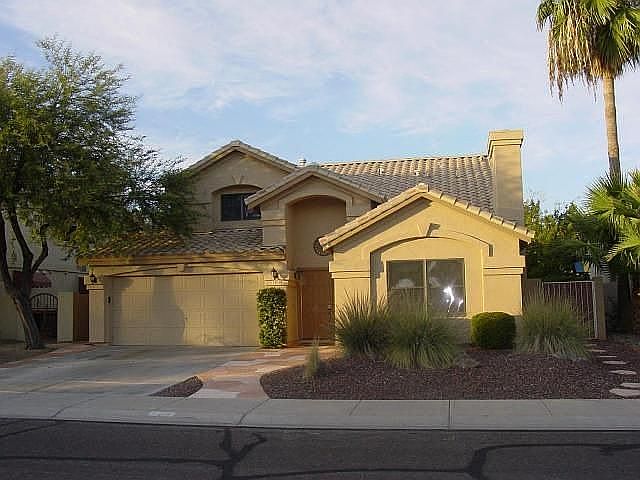Nice Curb Appeal With Easy Maintenance
