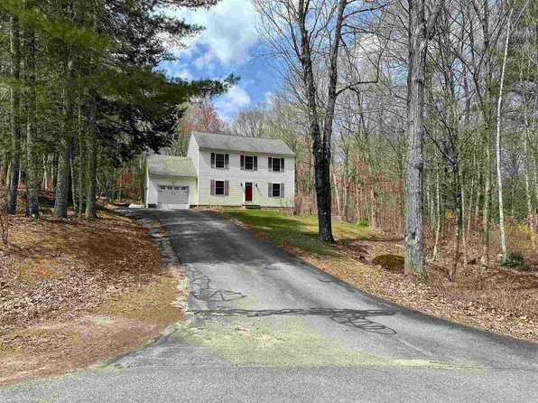 15 Lincoln Circle, Hillsborough, NH 03244