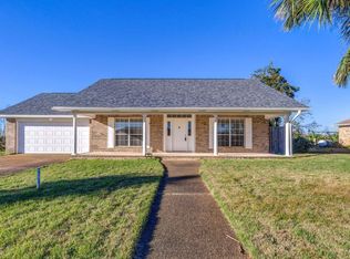 104 Camelot Cir, Panama City, FL 32405