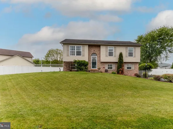 226 Meadow Ln, Bellefonte, PA 16823
