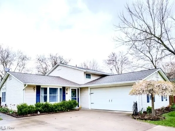 33818 Gail Dr, North Ridgeville, OH 44039