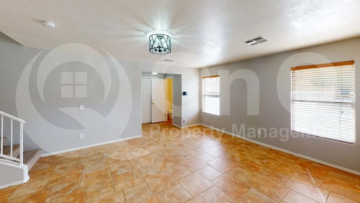 3 bed, 3.0 bath, 1857 sqft, $1,825 — Photo 3